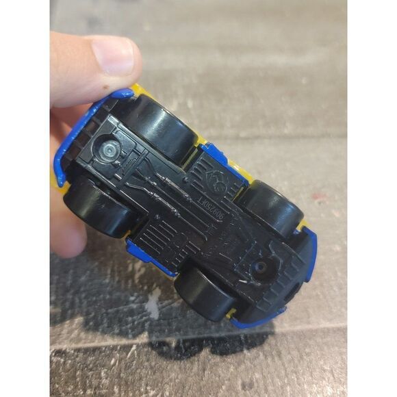 SML 02 Paw Patrol Chase car toy figure - Picture 4 of 4